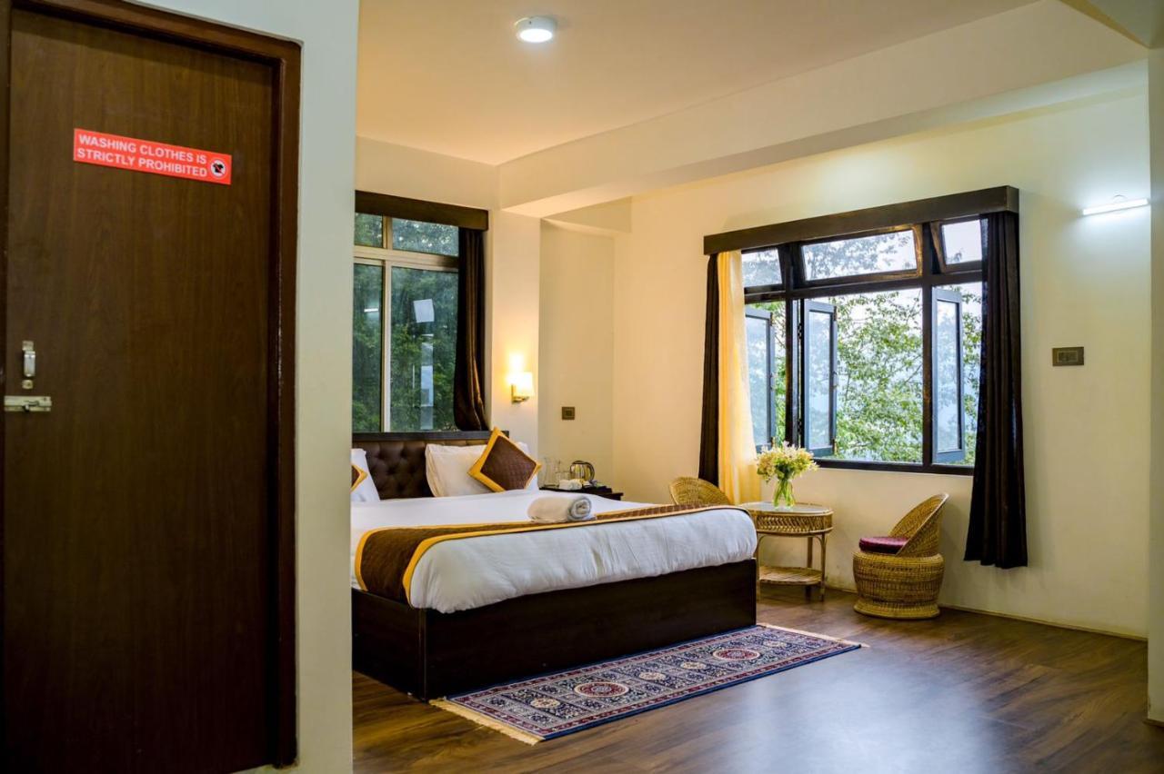 Daksha Pelling Nest Hotel Luaran gambar