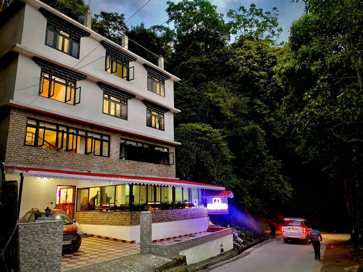 Daksha Pelling Nest Hotel Luaran gambar