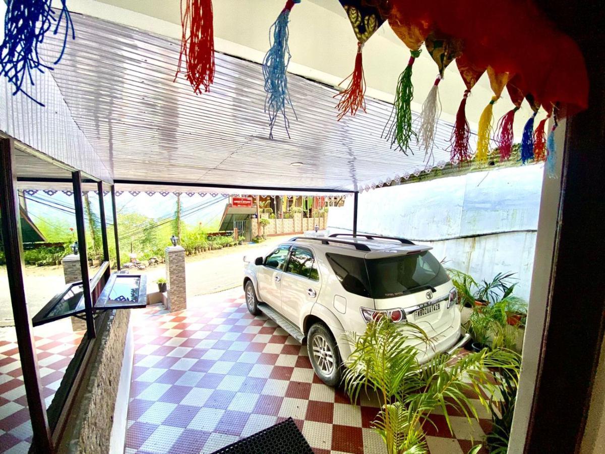 Daksha Pelling Nest Hotel Luaran gambar
